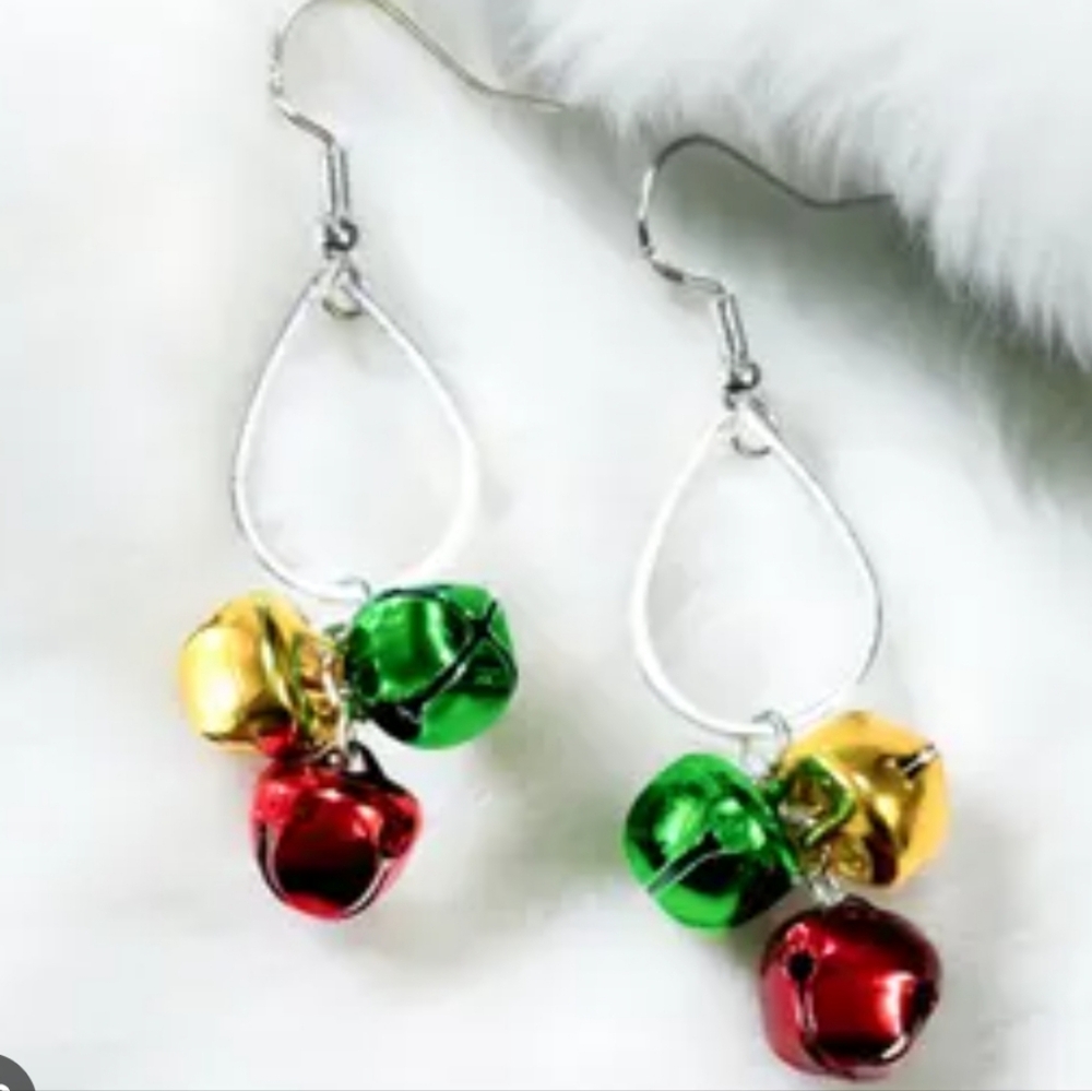 ✨Festive Jingle Bell Earrings